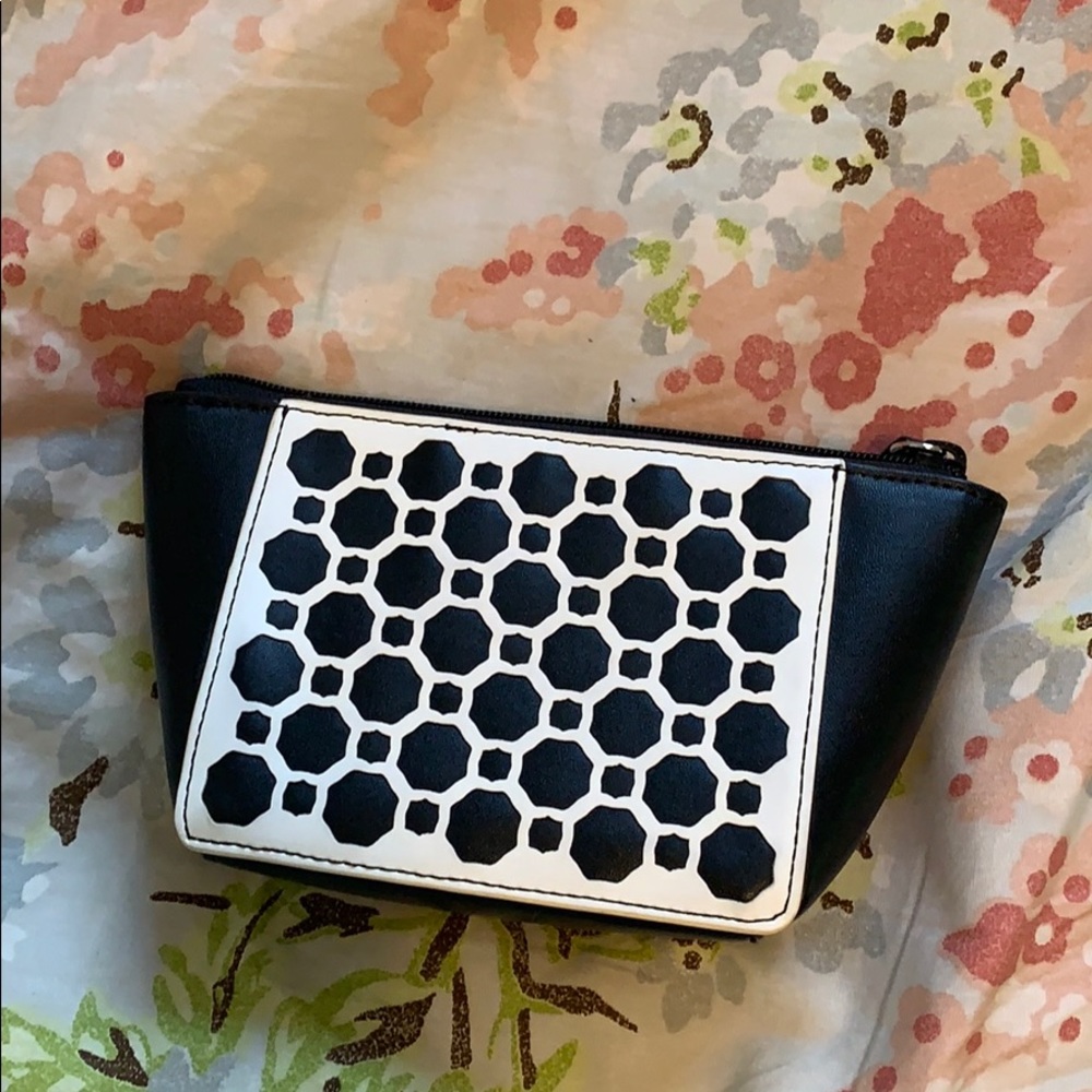 Vera Bradley Laser Cut Makeup Bag